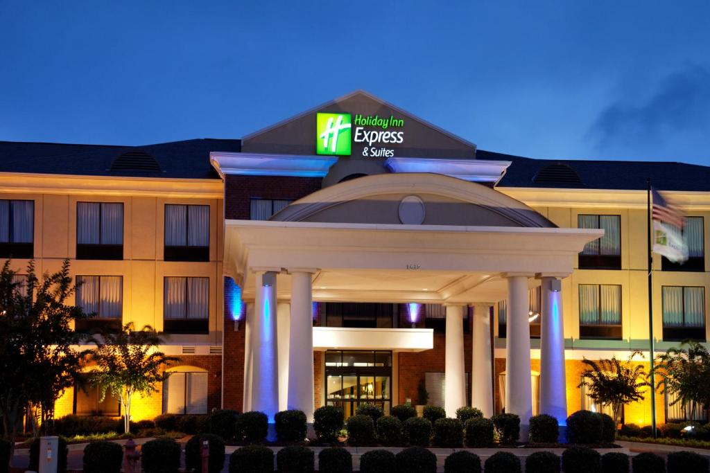 Holiday Inn Express & Suites Tupelo an IHG Hotel - image 2