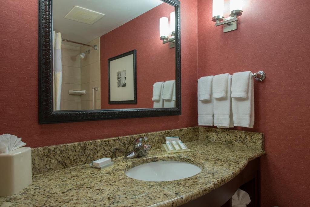 Hilton Garden Inn Tupelo - image 7