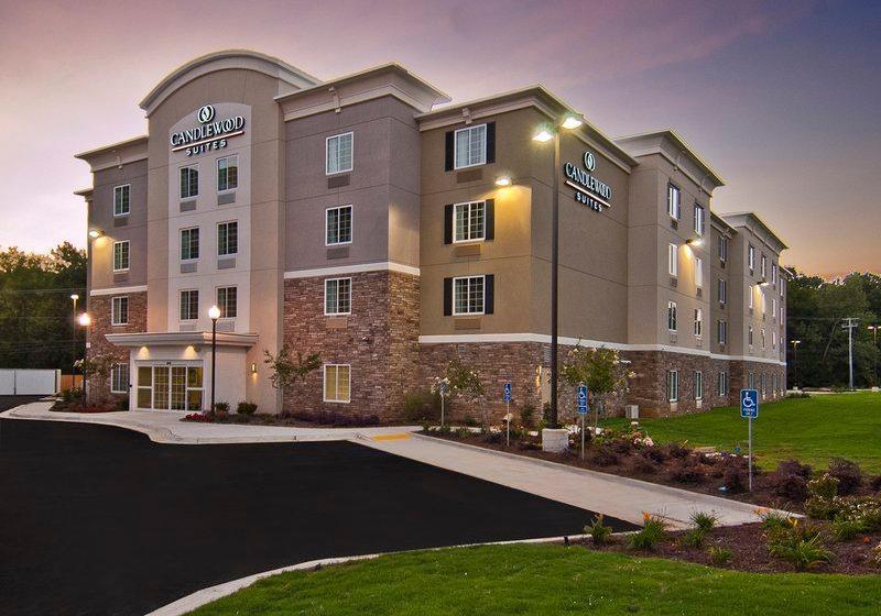 Candlewood Suites Tupelo - main image