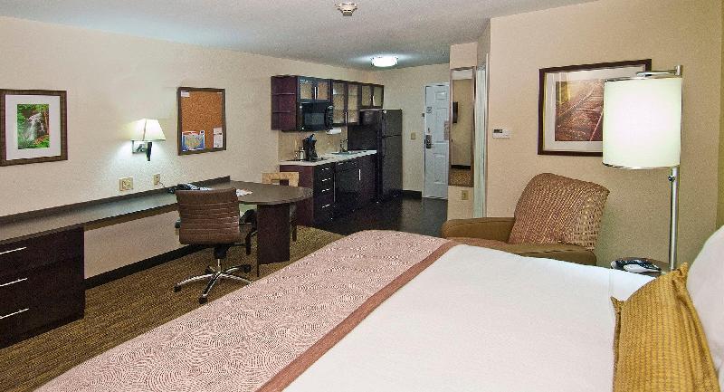 Candlewood Suites Tupelo - image 6