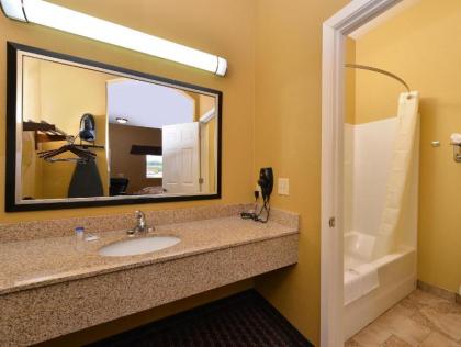 Americas Best Value Inn Tupelo - image 10