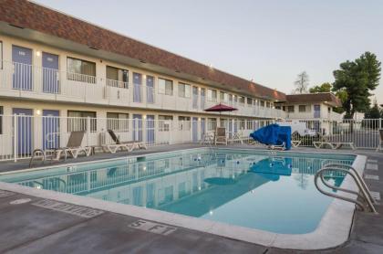 Motel 6-Turlock CA - image 5