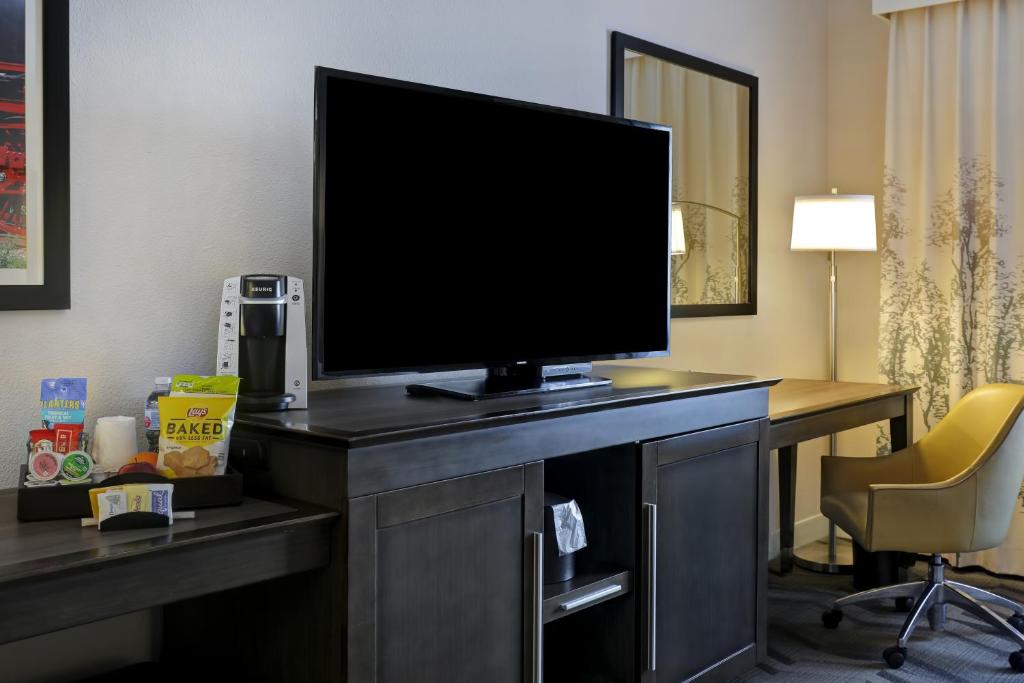 Hampton Inn by Hilton Turlock - image 5