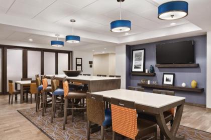 Hampton Inn by Hilton Turlock - image 9