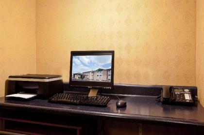 Holiday Inn Express Tuscola - image 10