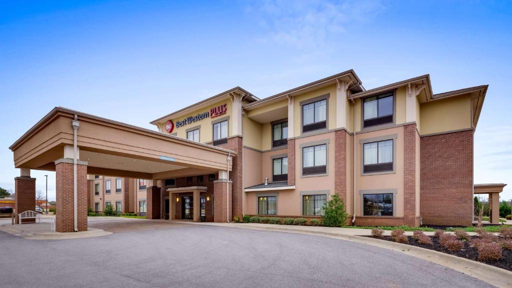 Best Western Plus Tuscumbia/Muscle Shoals Hotel & Suites - main image