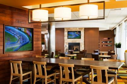 Fairfield Inn & Suites by Marriott Tustin Orange County - image 8