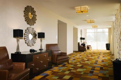 Fairfield Inn & Suites by Marriott Tustin Orange County - image 9