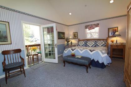 mcCaffrey House Bed and Breakfast Inn twain Harte California