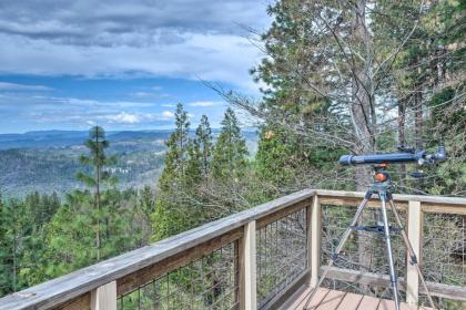 Pet-Friendly Mountain Home with Deck 3 Mi to Hiking - image 2