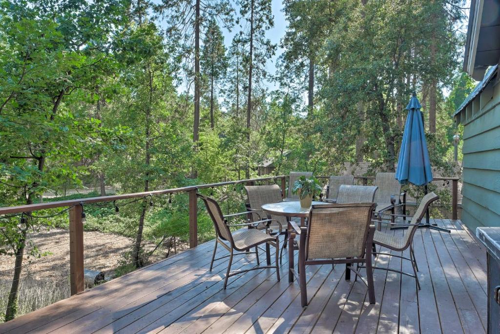 Peaceful Twain Harte Cabin with Wraparound Deck! - image 2