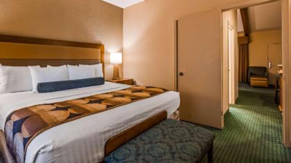 Sure Stay Plus by Best Western Twentynine Palms Joshua Tree - image 11