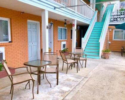 Atlantis Inn - Tybee Island - image 2