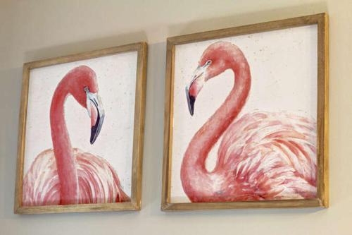 Pink Flamingo - image 4