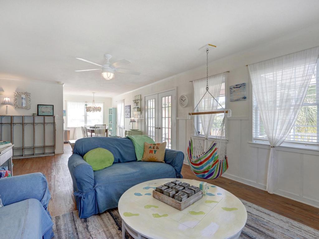 Heated Pool Access Flex Cancelation Wonderful Tybee Beach House - image 3