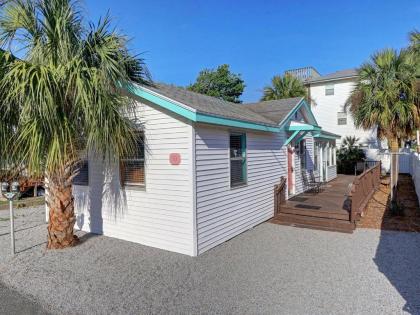 Heated Pool Access Flex Cancelation Cheerful Tybee Beach Cottage - image 13