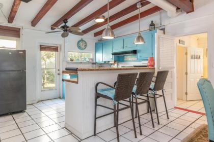 Blue Bungalow - image 8