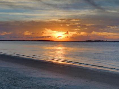 Heated Pool Access Brand New Rental Tybee Beach Bungalow - image 10