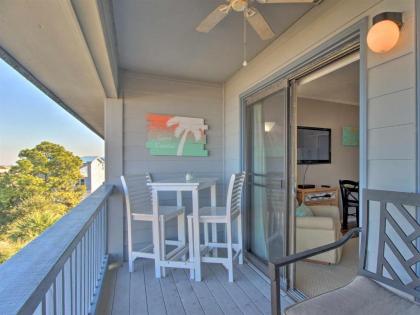 Updated Tybee Condo Community Pool Gone Coastal Beautiful Water Views Short Walk to Beach - image 3