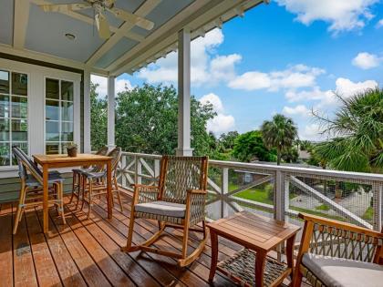 New Listing! Heated Pool Access Gorgeous Tybee Home with Elevator Walk to Beach & More! - image 11