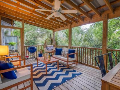 New Vacation Home! Heated Pool Access Walk to Beach Restaurants Shopping & More! - image 8