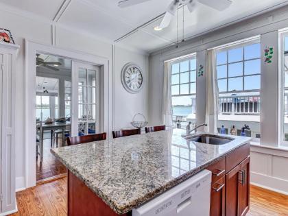 Large Tybee Beach Home on Back River with Private Dock Heated Pool Access! - image 15