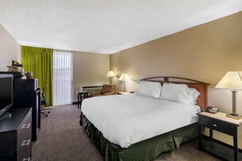 Quality Inn Tyler - Lindale - image 2