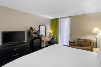 Quality Inn Tyler - Lindale - image 5