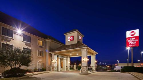 Best Western Plus Southpark Inn & Suites - main image