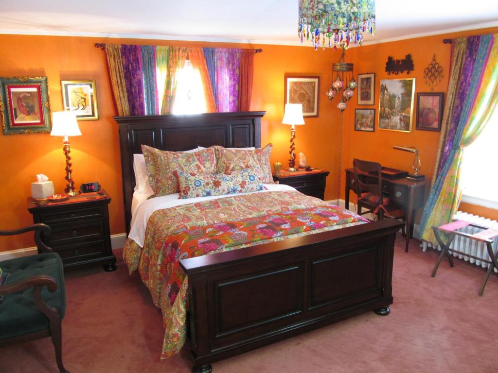 VacationHouse Bed & Breakfast - image 6