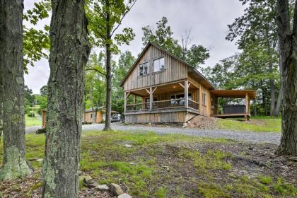 Lovely Ulster Cabin with Hot Tub Fire Pit and 3 Ponds! - image 11