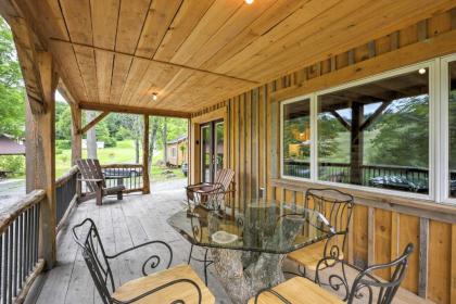 Lovely Ulster Cabin with Hot Tub Fire Pit and 3 Ponds! - image 13