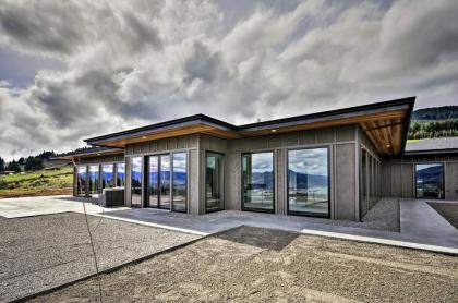 Luxury Home with Views - 5 Min to Columbia River - image 5