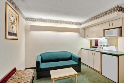 Stay Express inn and Suites Atlanta Union City - image 15