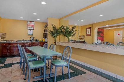 Econo Lodge Union City - Atlanta South - image 9