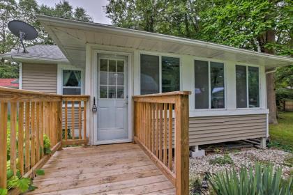 Union Pier Craftsman Cottage - Walk to Lake and Beach! - image 15