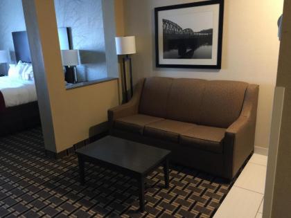 Comfort Suites Uniontown - image 7