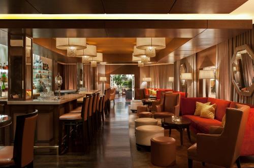 The Beverly Hills Hotel - Dorchester Collection - image 2