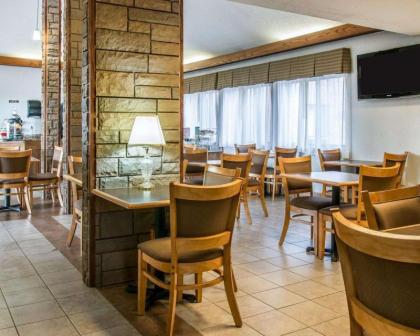 Quality Inn Upper Sandusky - image 15