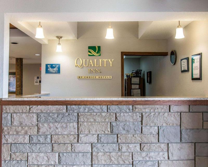 Quality Inn Upper Sandusky - image 4