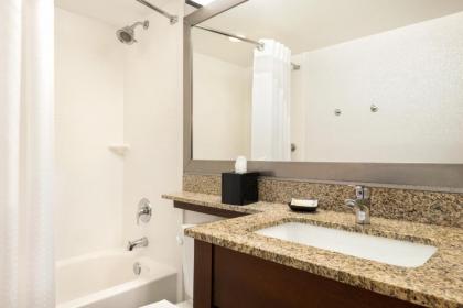 Holiday Inn Hotel & Suites Des Moines-Northwest an IHG Hotel - image 3