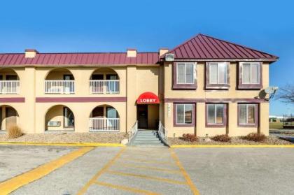 Econo Lodge Urbandale - image 1