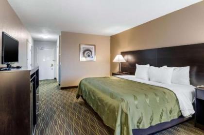 Quality Inn & Suites Des Moines - image 12