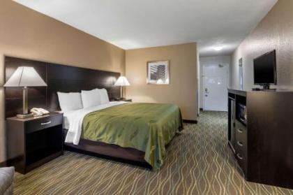 Quality Inn & Suites Des Moines - image 4