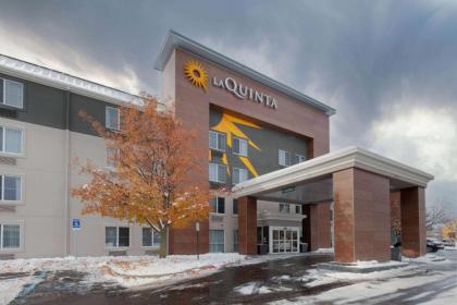 La Quinta by Wyndham Detroit Utica - image 3