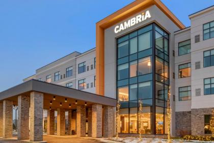 Cambria Hotel Detroit-Shelby Township