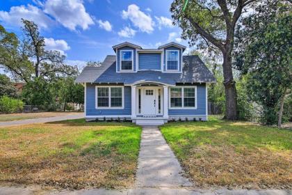 Renovated Family Cottage 1Mi to Main St Shops - image 7