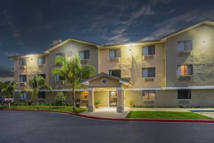 Super 8 by Wyndham Vacaville - image 11