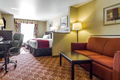 Comfort Suites Vacaville - image 9