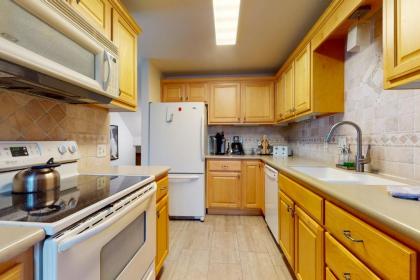 Spacious Creekside 3 Bedroom East Vail Townhome #D5 - image 4